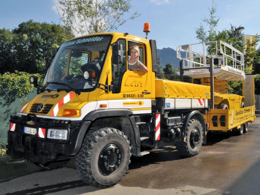  Mercedes-Benz Unimog U400 2000 года  (фото 17 из 19)